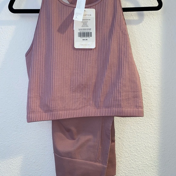 Fabletics seamless ribbed workout set! Top L pants M - Picture 6 of 6
